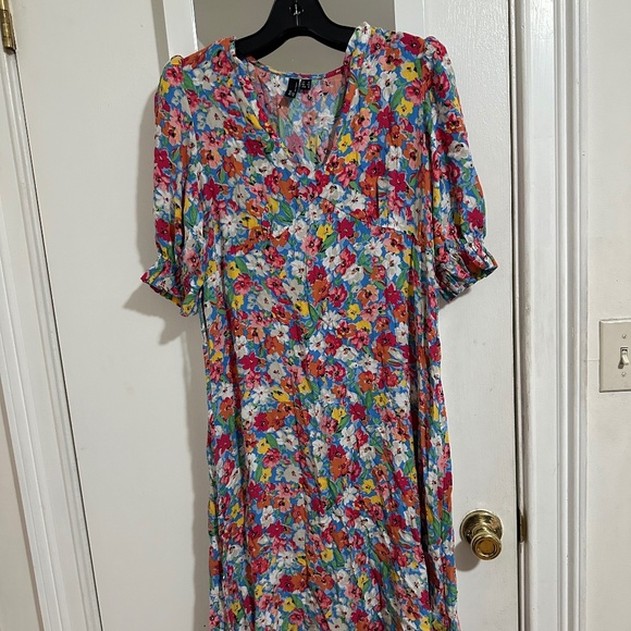 Nobody's Child Floral Midi Dress - Picture 3 of 3